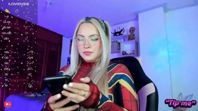 Thumbnail 1, may_aceros's Stream at Chaturbate, 16 months ago