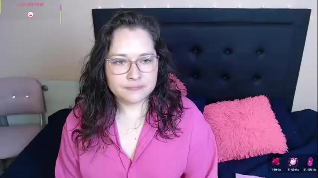 Image 2 of may_bloom Stream on Chaturbate on 11 days ago