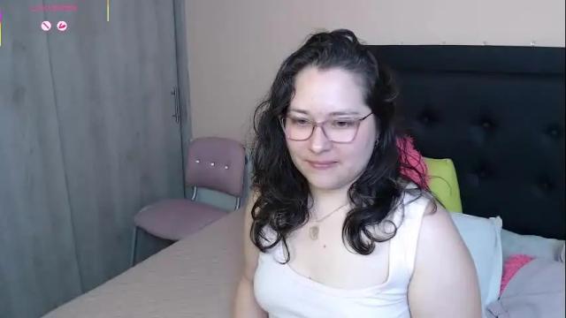 Image 11 of may_bloom Stream on Chaturbate on 8 days ago
