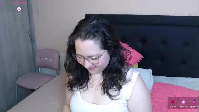 Image 2 of may_bloom Stream on Chaturbate on 8 days ago