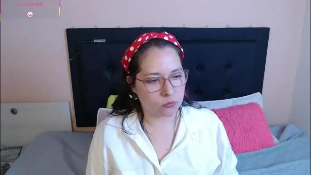 Image 7 of may_bloom Stream on Chaturbate on 3 months ago