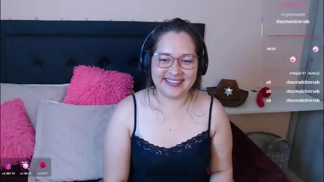 Image 8 of may_bloom Stream on Chaturbate on 3 months ago
