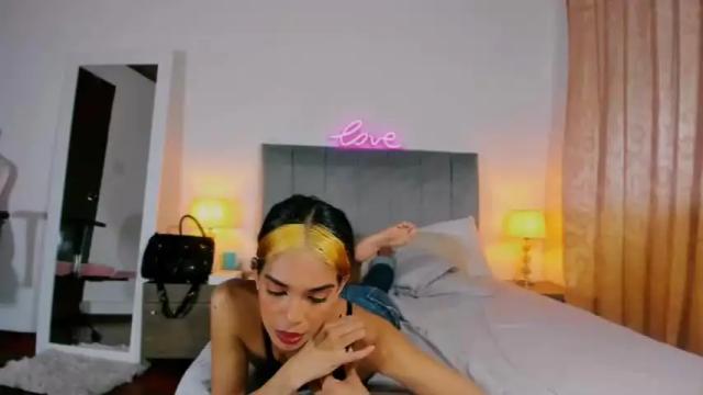 Image 11 of may_x Stream on Chaturbate on 14 months ago