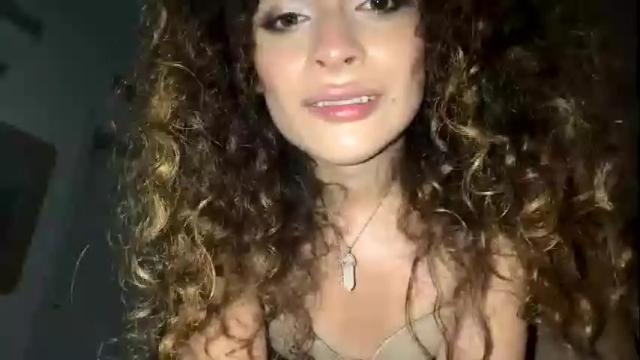 Image 6 of maya632713 Stream on Chaturbate on 10 days ago