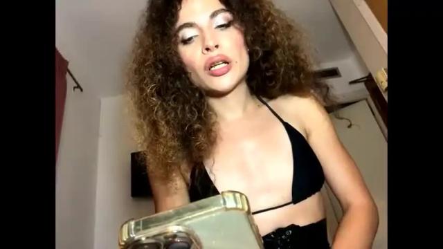 Image 6 of maya632713 Stream on Chaturbate on 2 months ago