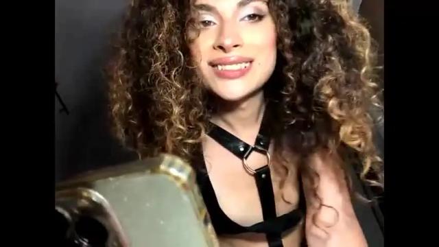 Image 3 of maya632713 Stream on Chaturbate on 2 months ago