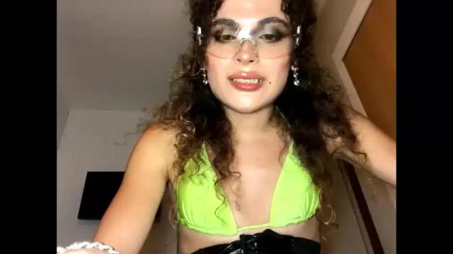 Image 3 of maya632713 Stream on Chaturbate on 1 month ago