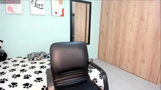 Image 10 of maya__fox Stream on Chaturbate on 18 months ago
