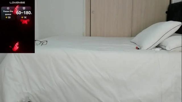 Image 2 of maya__fox Stream on Chaturbate on 5 months ago