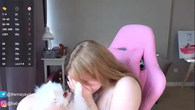 Image 11 of maya_blonde18 Stream on Chaturbate on 4 days ago