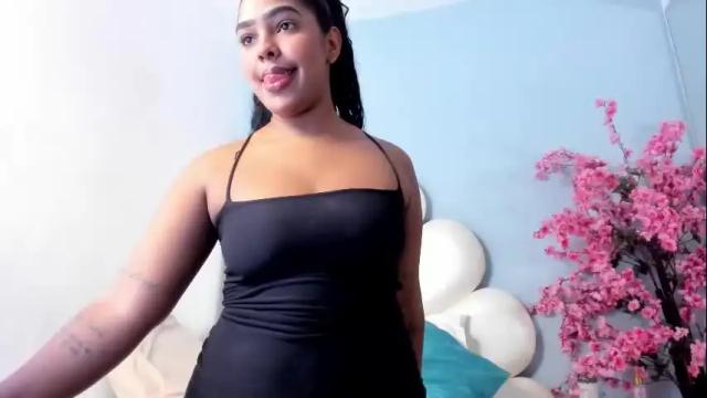 Image 3 of maya_graham_ Stream on Chaturbate on 1 month ago