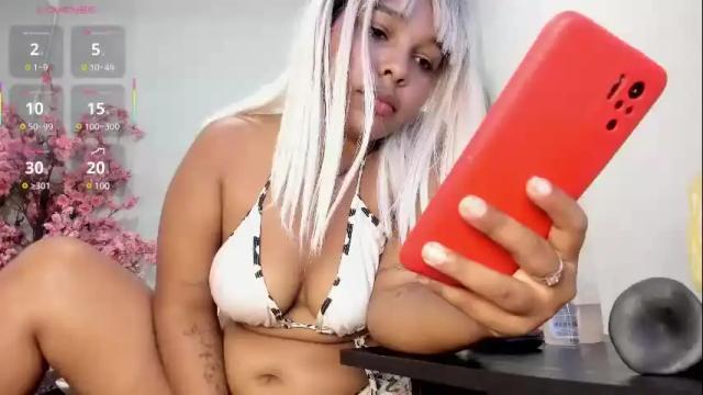 Image 7 of maya_graham_ Stream on Chaturbate on 1 month ago