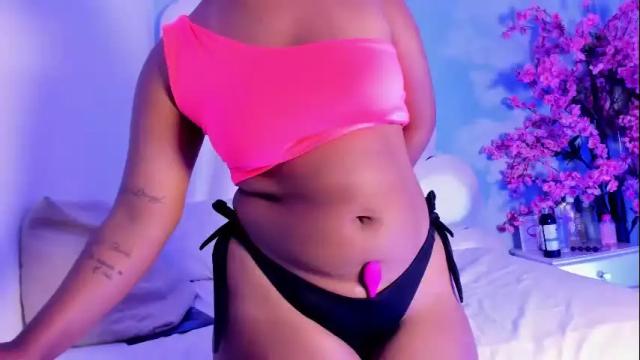 Image 7 of maya_graham_ Stream on Chaturbate on 4 days ago