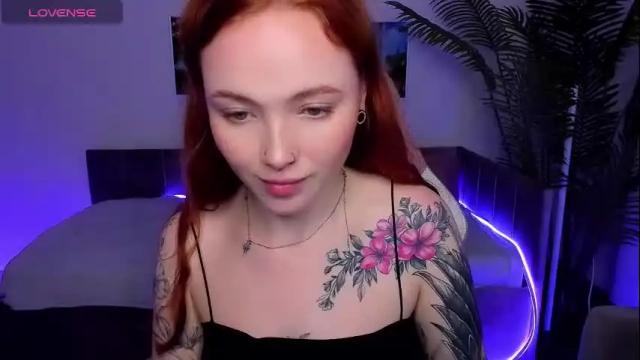 Image 3 of maya_light Stream on Chaturbate on 3 months ago