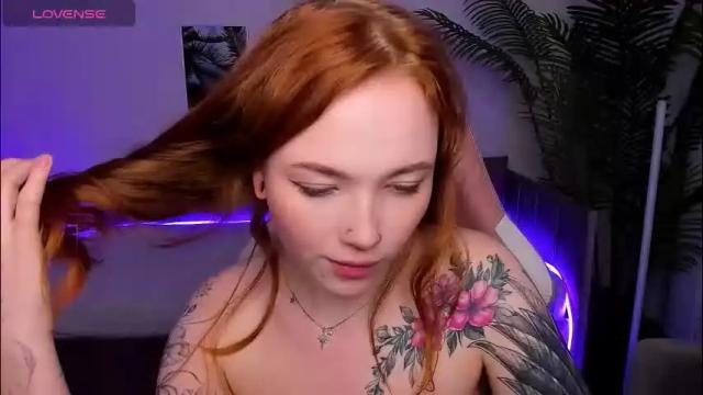 Image 3 of maya_light Stream on Chaturbate on 3 months ago