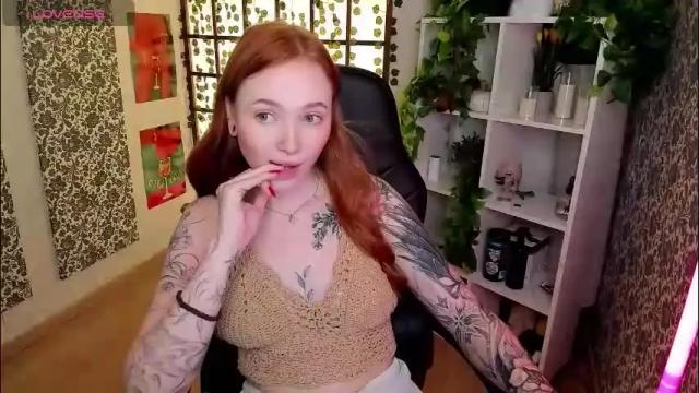 Image 2 of maya_light Stream on Chaturbate on 2 months ago