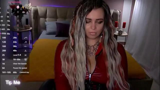 Image 10 of maya_mils Stream on Chaturbate on 2 months ago