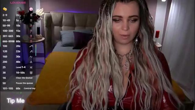 Image 3 of maya_mils Stream on Chaturbate on 2 months ago