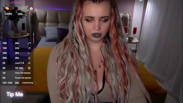 Image 4 of maya_mils Stream on Chaturbate on 2 months ago