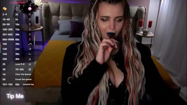 Image 7 of maya_mils Stream on Chaturbate on 2 months ago