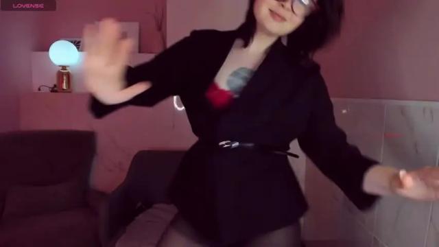 Image 10 of maya_muse Stream on Chaturbate on 14 months ago