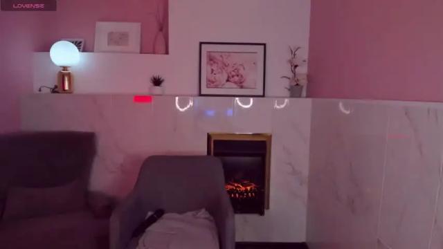 Image 3 of maya_muse Stream on Chaturbate on 14 months ago