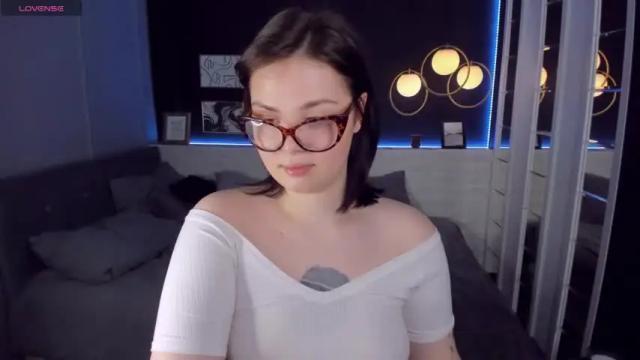 Image 3 of maya_muse Stream on Chaturbate on 14 months ago