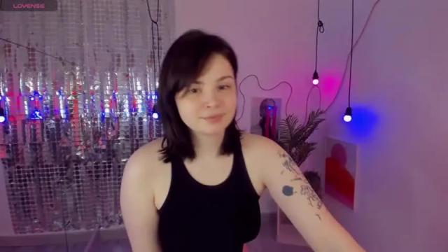 Image 2 of maya_muse Stream on Chaturbate on 14 months ago