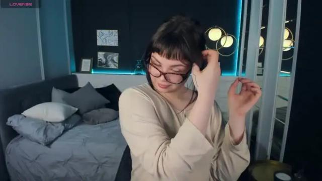 Image 4 of maya_muse Stream on Chaturbate on 13 months ago