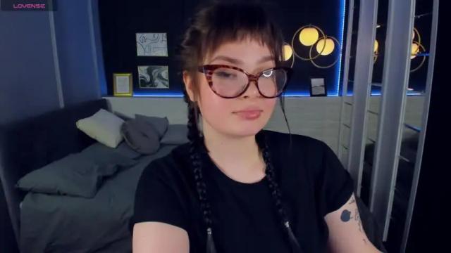 Image 2 of maya_muse Stream on Chaturbate on 13 months ago