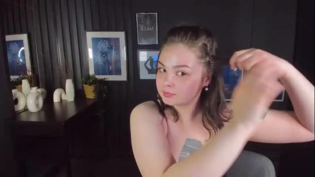 Image 3 of maya_muse Stream on Chaturbate on 29 days ago