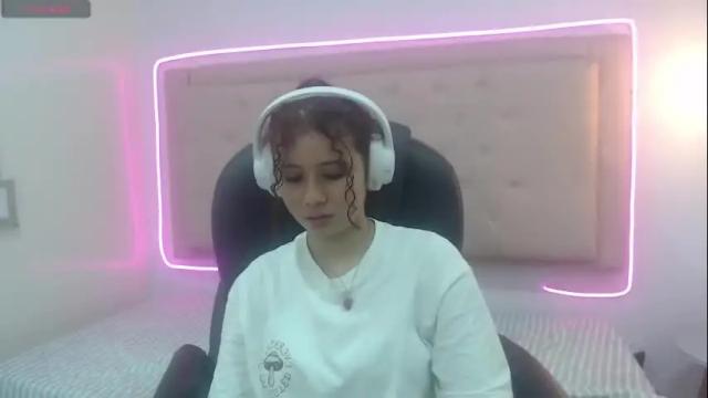 Image 12 of mayamoira Stream on Chaturbate on 2 months ago