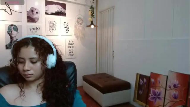 Image 2 of mayamoira Stream on Chaturbate on 1 month ago