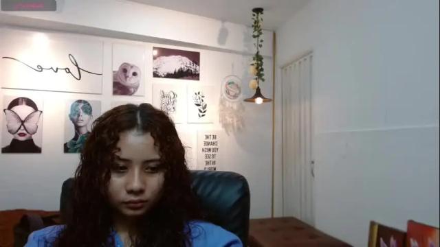 Image 4 of mayamoira Stream on Chaturbate on 27 days ago
