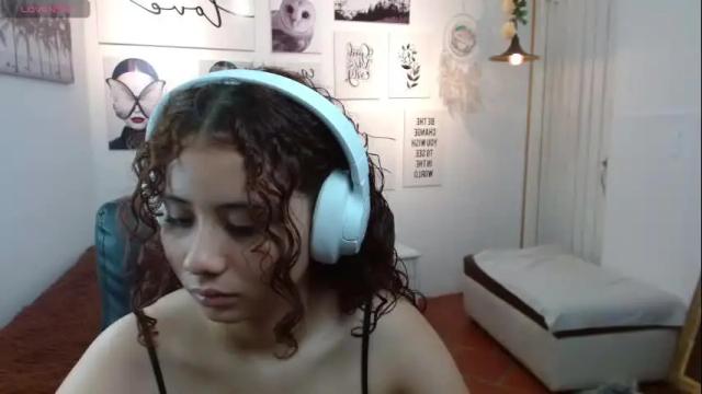 Image 11 of mayamoira Stream on Chaturbate on 26 days ago