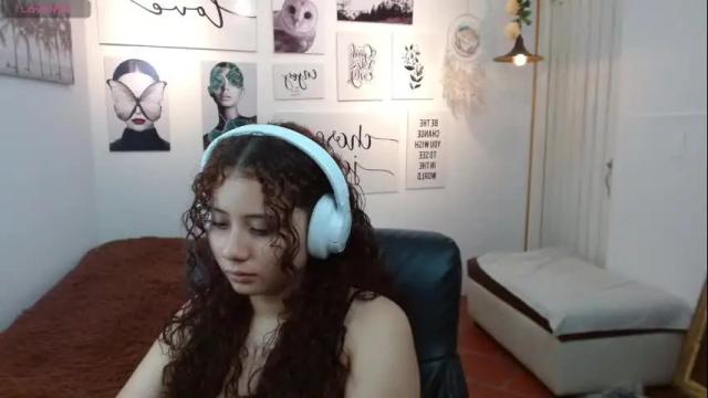 Image 8 of mayamoira Stream on Chaturbate on 26 days ago