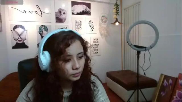 Image 4 of mayamoira Stream on Chaturbate on 24 days ago