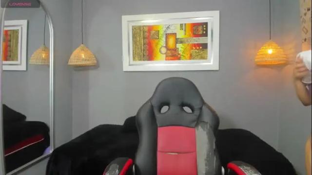 Image 6 of mayamoira Stream on Chaturbate on 22 days ago