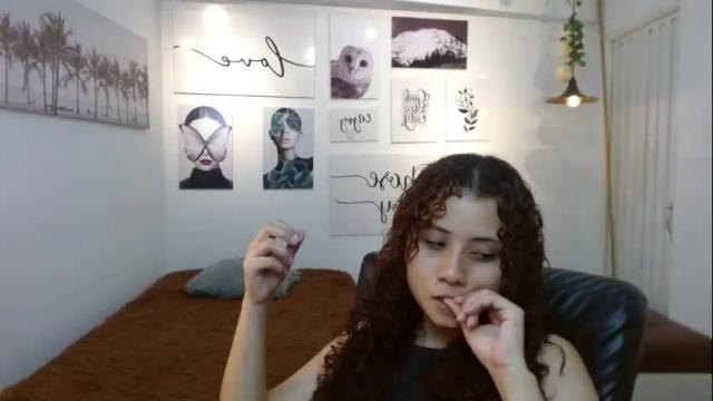 Image 10 of mayamoira Stream on Chaturbate on 12 days ago