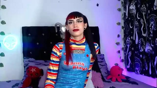 Image 4 of mayaredd Stream on Chaturbate on 3 months ago