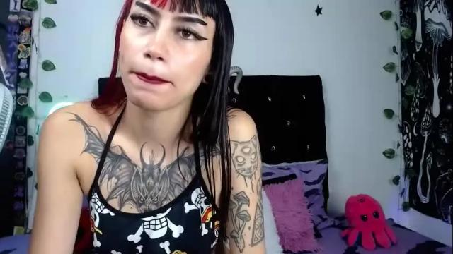 Image 3 of mayaredd Stream on Chaturbate on 3 months ago
