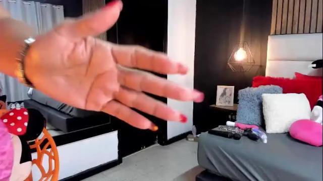Image 2 of mayarusell01 Stream on Chaturbate on 1 month ago