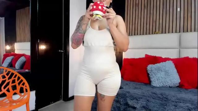 Image 4 of mayarusell01 Stream on Chaturbate on 12 days ago