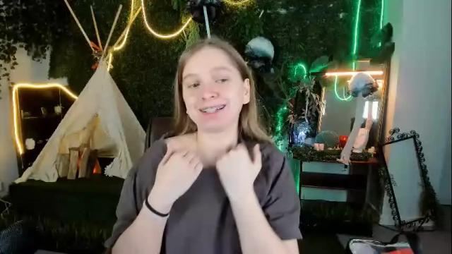 Image 3 of mayasinabon Stream on Chaturbate on 1 month ago