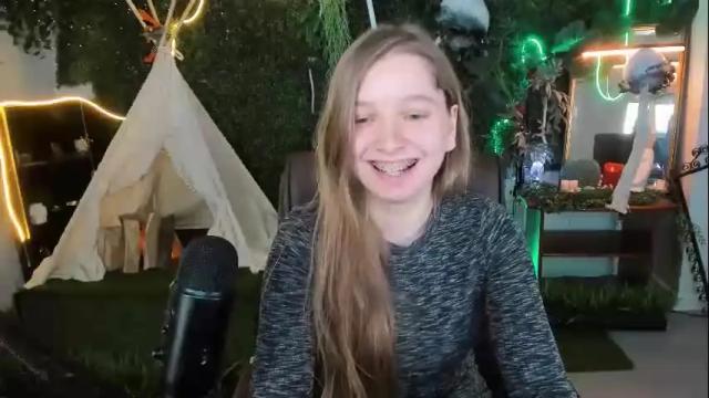 Image 10 of mayasinabon Stream on Chaturbate on 24 days ago
