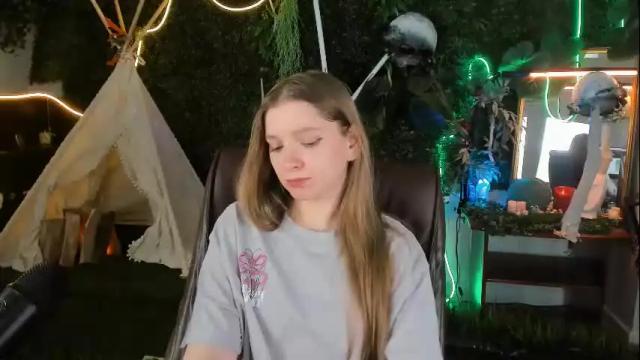 Image 4 of mayasinabon Stream on Chaturbate on 19 days ago