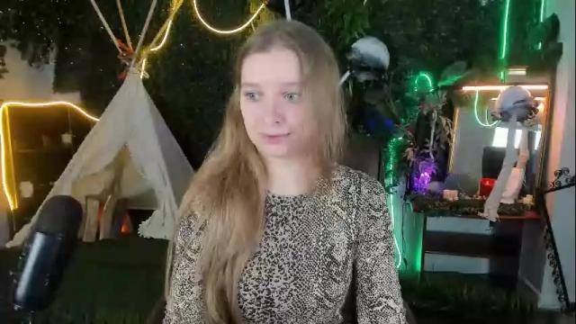 Image 2 of mayasinabon Stream on Chaturbate on 10 days ago