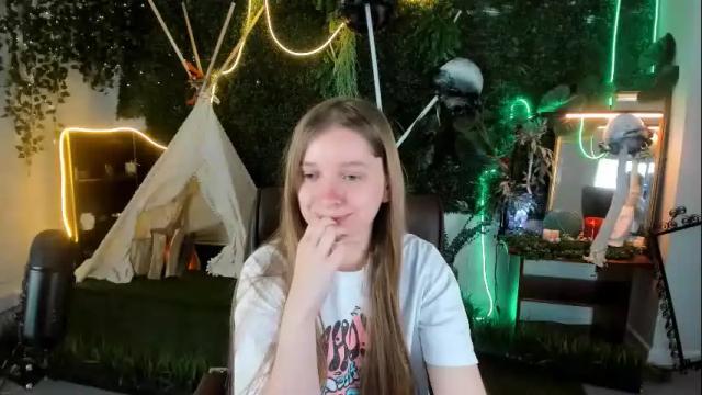 Image 10 of mayasinabon Stream on Chaturbate on 7 days ago
