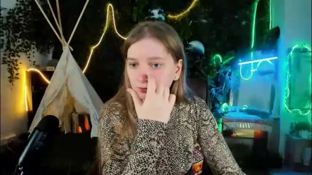 Image 2 of mayasinabon Stream on Chaturbate on 4 months ago