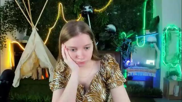 Image 2 of mayasinabon Stream on Chaturbate on 4 months ago